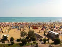 Relaxing Coastal Stay in Lido Altanea