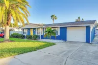 Holiday Oasis with Heated Pool Near Gulf Beaches!