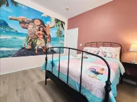 Orlando 4Br Themed Retreat Home, 2 Suites w/ Private Pool & Spa Near Disney