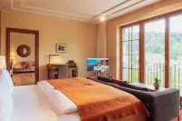 Schloss Elmau Luxury Spa Retreat & Cultural Hideaway Các khách sạn ở Krun