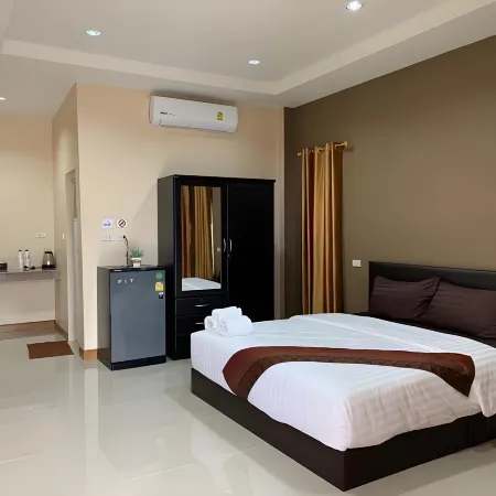 Minton Resort Отели рядом с достопримечательностью «Храм Ват Клон Хе»