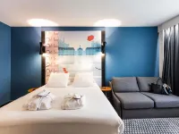 Hôtel Mercure Bordeaux Centre-Ville Hotels near Keolis Bordeaux