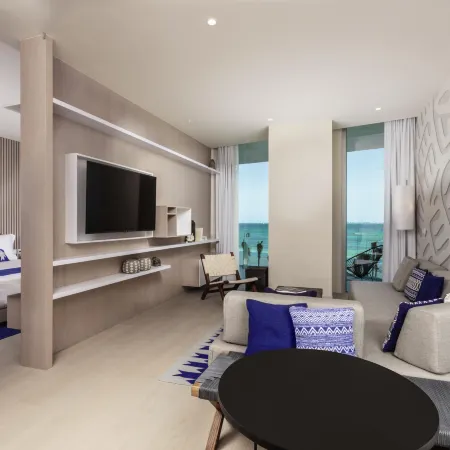 SLS Cancun Hotel & Residences