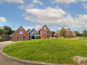 เอสสตรา โรงแรม เอริกา