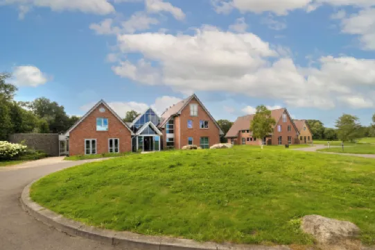 웰니스 호텔 & 골프 리조트 주이드런스  호텔