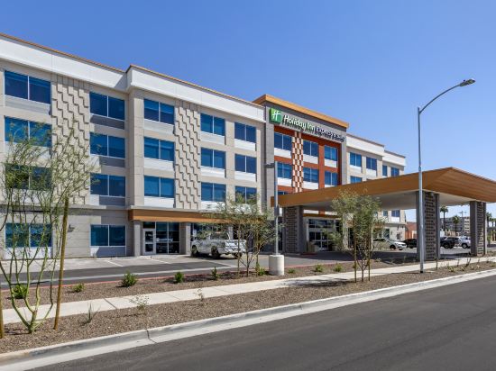 Holiday Inn Express & Suites PHOENIX DWTN - STATE CAPITOL by IHG