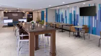 ฮอลิเดย์ อินน์ เอ็กซ์เพรส แอนด์ สวีทส์ เล็กซิงตัน มิดทาวน์ - I-75 บาย IHG