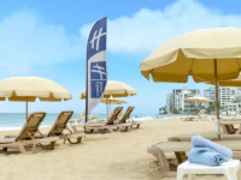 ホリデイ イン エクスプレス サン フアン コンダド コンダドのホテル