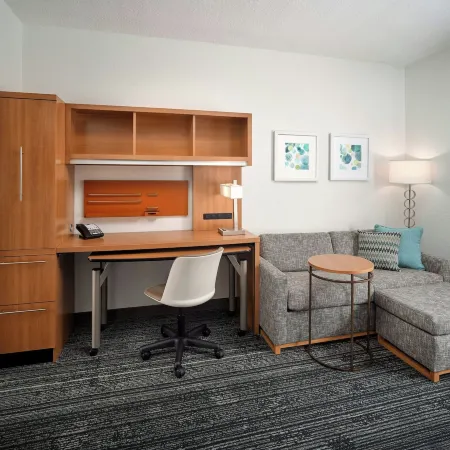 TownePlace Suites Orlando at FLAMINGO CROSSINGS® Town Center/Western Entrance