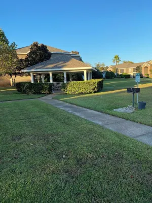 2 BR/ 2BA Condo1 King /2 Full beds Sleeps 6 close to OWA & Foley Tourism Complex