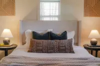 COZY Cabin with Hot Tub - Near all in Hocking Hills