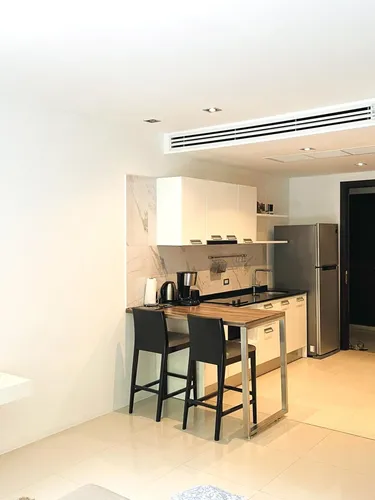 รูปภาพของET219-Studio with pool access at Emerald Terrace