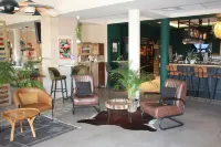 Ibis Budget Saint-Martin-De-Crau Porte de Camargue Hotels in Saint-Martin-de-Crau