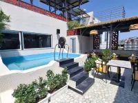 Moustache Hostel, Jaipur - Rooftop Pools