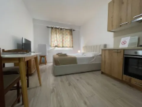 BonBon 2 - Quiet Central Studio Hotel a 