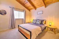 Mccall Retreat w/ Hot Tub - 1/2 Mi to Downtown! - 3-Star
