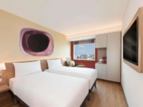 ibis Mumbai BKC Hotel a 