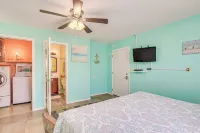 Waterfront Hernando Beach Home w/ Dock & Hot Tub! - Homestays
