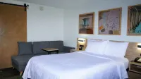 Airport Waterfront Inn
