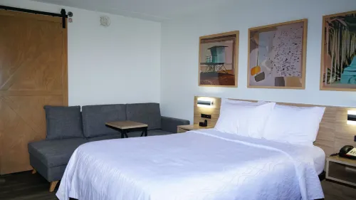 Airport Waterfront Inn Hotels in Essington