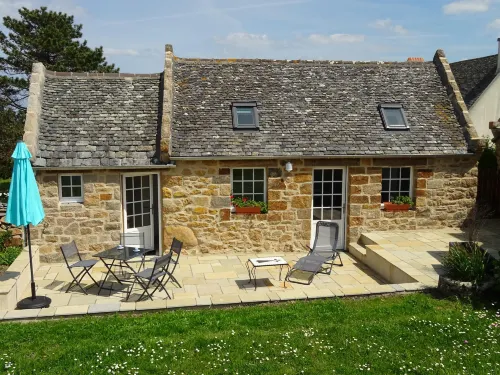 Port-Blanc Beach Cottage in Plougasnou