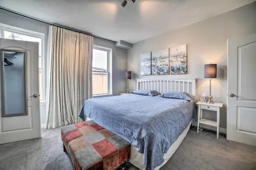 Pittsburgh Vacation Rental in Lawrenceville! - Balcony