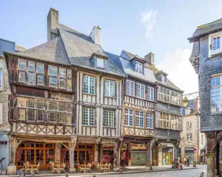 Ibis Styles Dinan Centre-Ville Hotels in Dinan