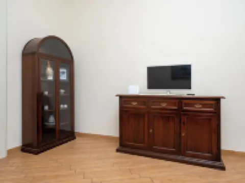 Maya Home - 2-Star