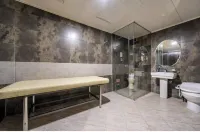 From H Amoremio The Classic Suwon Station - spa
