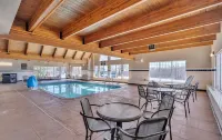 Duluth Inn & Suites Near Spirit Mountain - 2-Star