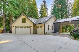 Wfh-Friendly Gem with Creek 4 Mi to Sammamish Trail