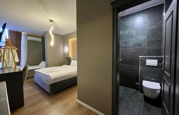 Grand Jnk Boutique Hotel