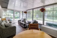 Bring Your Boat! Canal-front Tavares Home w/ Dock - 3-Star