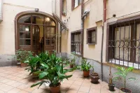 德拉貝拉旅社 鄰近Restaurante Eboli的酒店