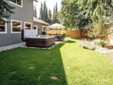 Cranbrook Cottage - Family Home + Hot Tub + Pool Table Hotels in Hailey