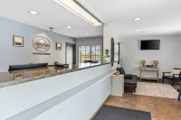 Birch Hill Suites Clarksville-Louisville North