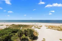 Provident Oceana Beachfront Suites - Beach
