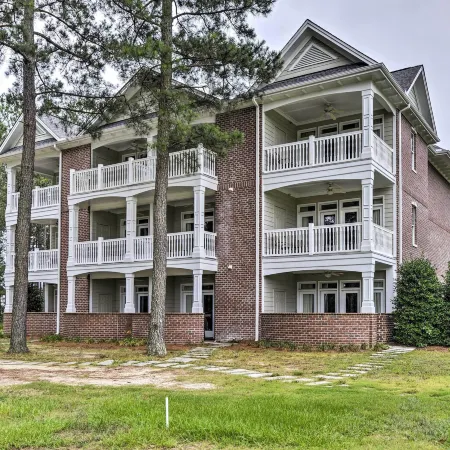 Anderson Creek Resort Condo on Golf Course w/ Pool