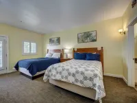 Seashell Village Resort Near the Beach with Kitchens