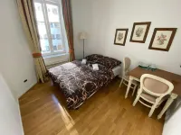 Fantastic-Inn Warszawa - CH30 Hotels near Warsaw Old Town