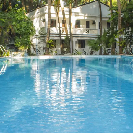 Villa Soledad Beach Resort