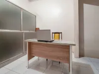 Rehat at Wahidin Guest House Hotels in Kejaksan