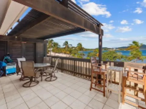 Caribbean Jewel-Newly Furnished C209