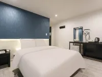 Selene Hotel Отели рядом с достопримечательностью «Олимпийский музей»