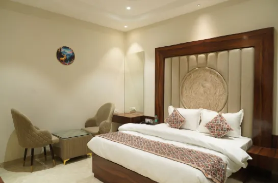 호텔 더 로열 킹