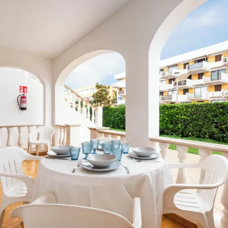 Apartamentos Mar Blanca