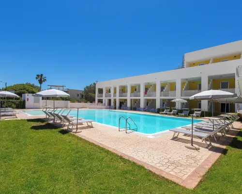 2830 Residence Solaris - Bilo Superior Fronte Mare by Barbarhouse Hotels in Torre Specchia Ruggeri