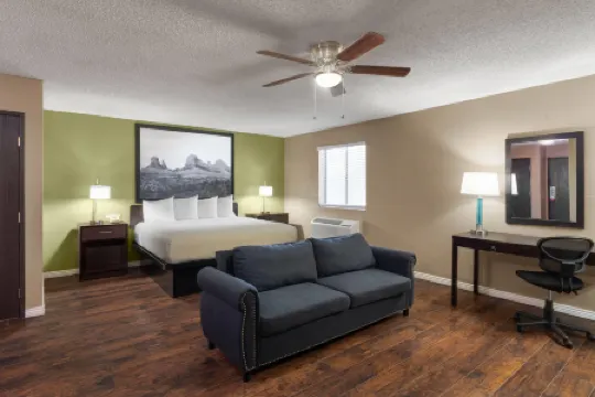 Super 8 by Wyndham Casa Grande