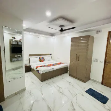 Lotustar Hotel Hotels near Akshardham Temple