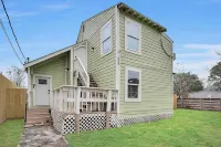 Boardwalk Bungalow 1 For 6 - Apartments